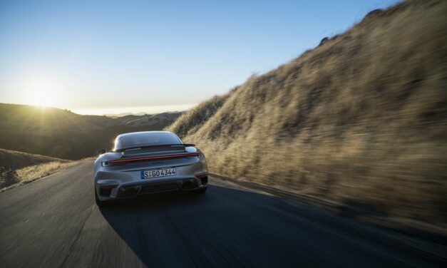 Porsche 911 Turbo 50 Anni: il modello esclusivo in edizione limitata