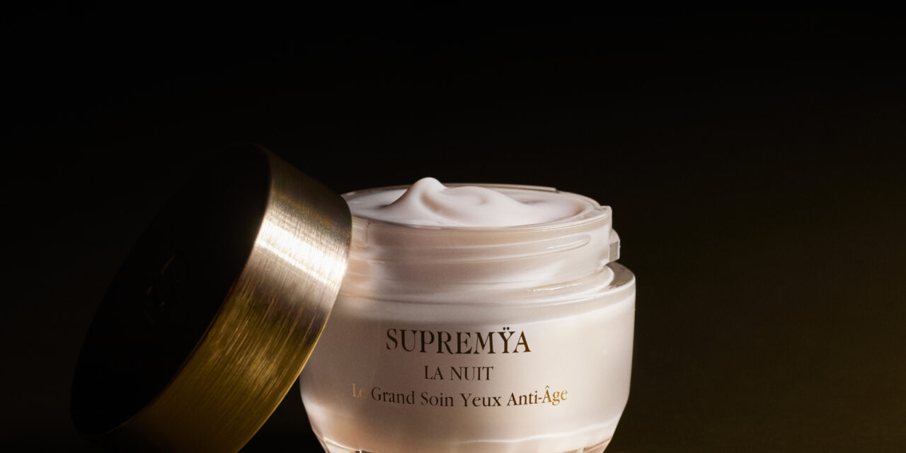 Sisley Paris presenta Supremÿa La Nuit Le Grand Soin Yeux Anti-Âge