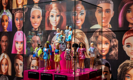 Apre a Milano la mostra ““Barbie: A Cultural Icon Exhibition”