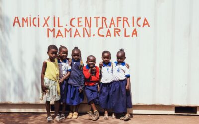 Amici per il Centrafrica: l’associazione di volontoriato che supporta le popolazioni promuovendo l’istruzione e le cure sanitarie